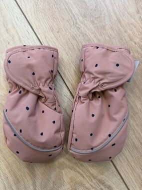 H&M Mauve Pink Mittens with Black Dot Pattern